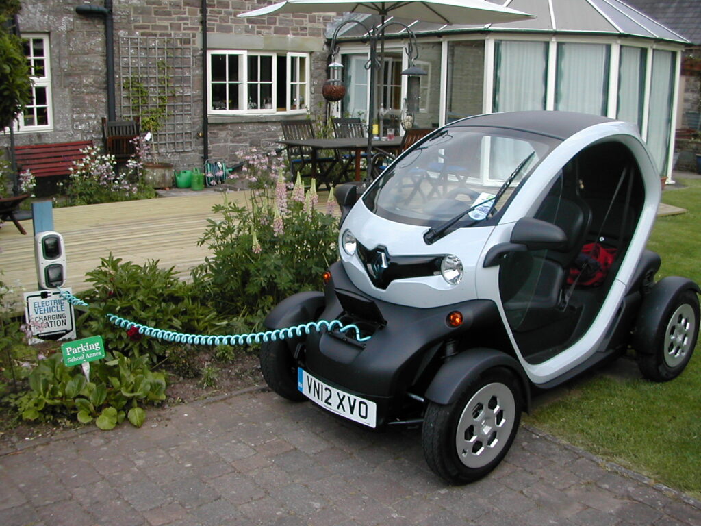 Renault Twizy EV-Charging